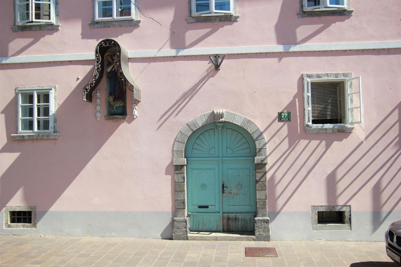Pink House Studio Ljubljana Exterior photo